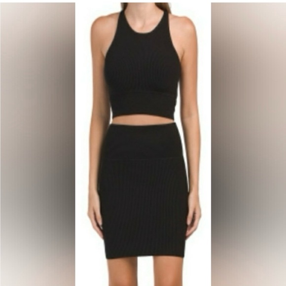 House of Harlow 1960 2 piece black knit mini skirt and sleeveless top- M-NWT - Picture 5 of 5